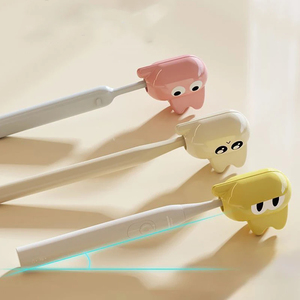 Estuche Protector de Viaje para Cepillo de Maquillaje con Clip Portátil, Venta al Por Mayor - Product Image 2