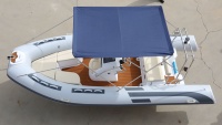 Bateau pneumatique semi-rigide CE de haute qualité 5,2 m en Hypalon PVC, console 520, coque en V profond, pour la pêche, en fibre de verre, pour la navigation océanique