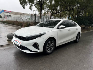 Voitures d'<span class=keywords><strong>occasion</strong></span> en gros 2024 <span class=keywords><strong>Kia</strong></span> K3 1.6L Automatique GLS Boîte de vitesses Direction à gauche Pneus R16 Sièges en tissu 4 portes 5 places Berline Exportation - Product Image 1