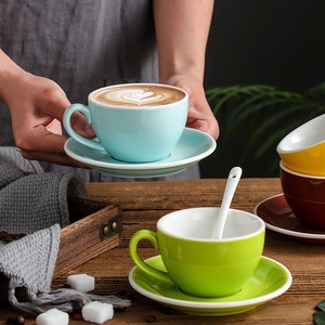 ถ้วยชาเซรามิกเคลือบสี200มล. และจานรองพอร์ซเลนลาเต้แบนสีขาวสำหรับร้านกาแฟชุดกาแฟขนาด6.5ออนซ์ออกแบบโลโก้ได้ตามต้องการ - Product Image 4