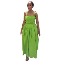 La robe élégante sans manches plissée et nouée à la taille de la collection été 2026 de New's pour les achats transfrontaliers