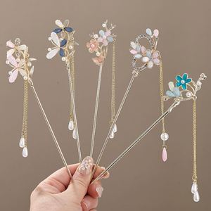 Épingle à cheveux de style chinois à motif floral, épingle à chignon Hanfu, épingle à cheveux ancienne en forme d'éventail à motif floral, épingle à cheveux en alliage à pompon de style chinois à mouvement oscillant - Product Image 1