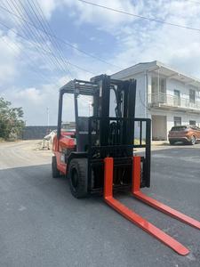 For TCM for Diesel Engine 3 Ton Used Counterbalance Forklift for Farm & Outdoor All-Terrain Use - Product Image 3