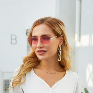 Gafas de Sol Personalizadas sin Marco, Unisex, Lentes de PC con Protección UV400, Estilo Instagram, Marco Pequeño, Bordes con Corte de Diamante, para Uso en Exteriores y Calle - Product Image 4