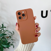 Vente en gros de coques de téléphone portables de luxe de différentes couleurs, en matériau TPU souple, imperméables, bon marché, avec logo personnalisé