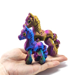 Jouet original et originaliste imprimé en 3D avec articulations entièrement mobiles, jouet pour enfants, figurine créative, objet de collection. - Product Image 5