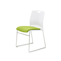 Chaise de conférence empilable sans accoudoirs en plastique PP multicolore pour exposition, salle de formation et visiteur