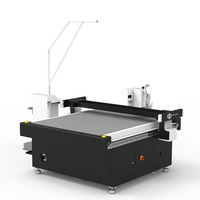 Machine de découpe de joints en caoutchouc à couteau oscillant de haute précision