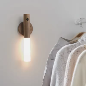 Bonne veilleuse à induction humaine intelligente <span class=keywords><strong>led</strong></span> charge <span class=keywords><strong>automatique</strong></span> allée couloir induction <span class=keywords><strong>placard</strong></span> lumière - Product Image 1