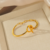 Bracelet Chaîne Cubaine de Luxe avec Fermoir OT en Acier Inoxydable Plaqué Or 18K – Bijou Tendance pour Femme, Idéal Cadeau