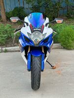 Motocicleta Deportiva Suzuki GSX600 de 600cc, Refrigerada por Agua, Velocidad de 220km/h