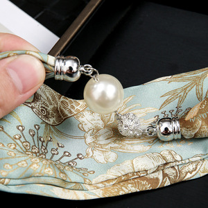 57*13 सेमी मोती स्टड डायमंड चुंबकीय क्लैस्प स्कारफ विंटेज पतली लंबी पट्टी स्कार्फ स्वयं सक्शन बकल स्कारफ गौण - Product Image 4