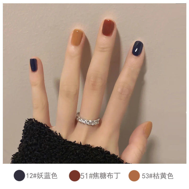 12น้ำที่ใช้สีฟ้าเย็น