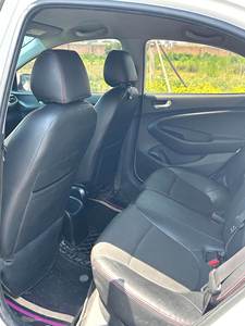 <span class=keywords><strong>Hyundai</strong></span> Accent Reina 1.4 <span class=keywords><strong>GL</strong></span> Sedán 2018 Usado, Ahorro de Combustible, Bajo Mantenimiento, Vehículo Familiar - Product Image 6