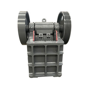 Petite machine de concassage à mâchoires diesel PE150x250 et PE200x300 - Product Image 1