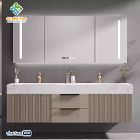 OEM Juerte Meuble-lavabo mural moderne en bois massif avec double vasque en cuivre, miroir de maquillage, robinet et armoire LED pour salle de bain, Stock entrepôt
