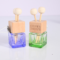 Flacon de parfum en verre vide de 8 ml, portable, carré, coloré, pour diffuseur d'arômes de voiture, clip de ventilation de climatisation automobile