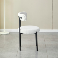 Chaise de salle à manger au design européen moderne, en microfibre écologique, avec structure et pieds en métal, pour la maison, le bureau, l'hôtel et l'usage domestique