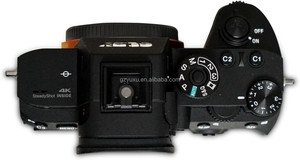 Cámara sin Espejo Usada A7R <span class=keywords><strong>III</strong></span>, Sensor de Fotograma Completo de 42.4MP, Disparo de 10fps, Video 4K, Estabilización de 5 Ejes en el Cuerpo, Enfoque Automático <span class=keywords><strong>R</strong></span>ápido - Product Image 4