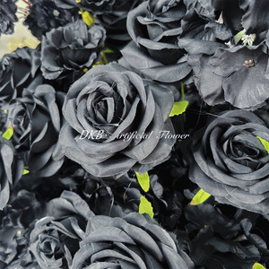 ดอกกุหลาบสีดำประดิษฐ์แบบเหมือนจริง ทำด้วยมือจากผ้าไหมสีดำ เป็นมิตรกับสิ่งแวดล้อม เหมาะสำหรับตกแต่งทางเดินงานแต่งงาน งานรับปริญญา และเทศกาลอีสเตอร์ - Product Image 4
