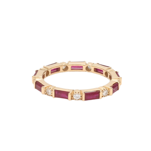 แหวนแต่งงานแบบ Eternity Band สำหรับผู้หญิง ประดับด้วยทับทิมและเพชรทรงบาแกตต์  ฝังแบบ Bezel Setting  ทองคำแท้ 18k  งานสั่งทำพิเศษ - Product Image 1