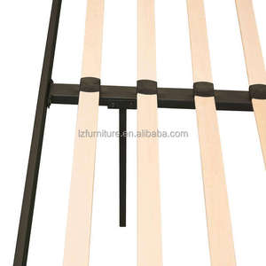 Cadre de lit en métal moderne insonorisé pour lits Queen et King Size, facile à assembler avec des caractéristiques d'absorption des chocs - Product Image 6