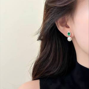 Pendientes de Perlas de Agua Dulce con Circonitas de Colores, Elegantes y de Alta Calidad, al por Mayor, Joyería Romántica y Sencilla - Product Image 3