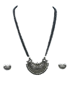 超エレガントなエスニックゴールドメッキの伝統的な黒ビーズのマンガルスートラ、女性用、結婚式、パーティー、ギフト、普段使いに、卸売価格で。 - Product Image 1