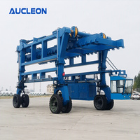 Chariot à flancs basculants robuste de 45 tonnes à pneus en caoutchouc avec modes de direction multiples pour le stockage en entrepôt de conteneurs