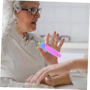 Cuchara Antideslizante y Antiderrames con Mango de Silicona para Personas Mayores con Manos Temblorosas - Product Image 6
