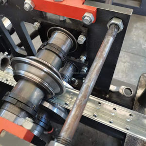 Rouleau de stockage d'étagère de support de palette à bas prix formant la ligne rouleau de rayonnage de colonne verticale formant le toit de moteur de roulement de vitesse de machines - Product Image 5