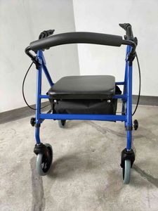 Andador Ligero de Aluminio <span class=keywords><strong>para</strong></span> Adultos, Plegable, Compacto, Ahorra Espacio, Altura Ajustable, <span class=keywords><strong>para</strong></span> Personas Mayores o con Parálisis Cerebral - Product Image 3