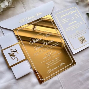 Ensemble de cartes d'invitation de mariage en acrylique miroir doré de luxe avec enveloppe blanche élégante et design personnalisé de forme premium - Product Image 1