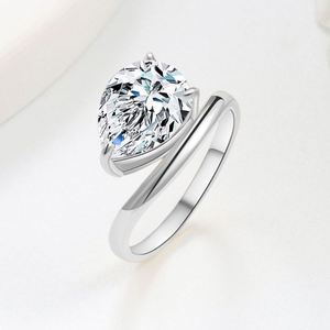 Anillo de Dedo Índice con Diamante Único en Forma de Gota de Agua, Estilo Europeo y Americano, Chapado en Oro, Joyería de Lujo Ligero para Boda - Product Image 4