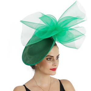 قبعة كنيسة للنساء في ديربي فاشيناتورس - Product Image 5