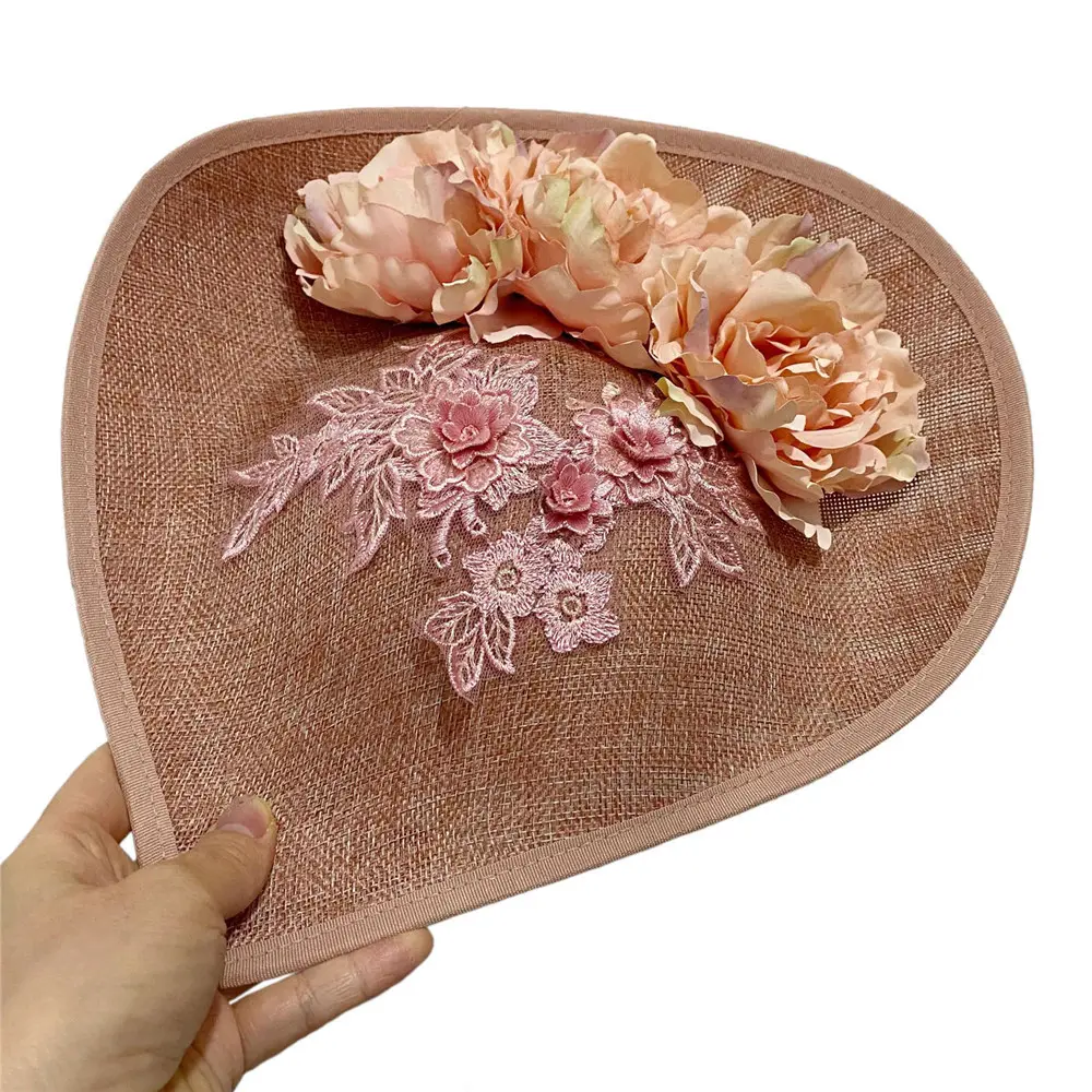 Boutique Mujeres Celebrity Sinamay Kentucky Derby Flower Fascinator Church Hat con encaje bordado