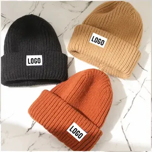 2024 High Quality Head wear Skull Caps for Men Women Patch Logo Soft Ski Knit Thick Skull Cap Winter Hats Warm Cuffed Beanie