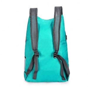 Sac à dos de randonnée pliable pour le voyage, résistant à l'eau, léger et compressible pour le camping - Product Image 3