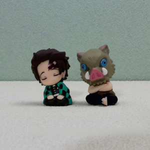 Oferta Especial: Set de 4 Figuras de Acción de Anime, Versión Q, en Postura Sentada, Serie Dormiendo Junto, <span class=keywords><strong>Tanjiro</strong></span> y Nezuko, Muñecos de PVC, Adorno Coleccionable - Product Image 3