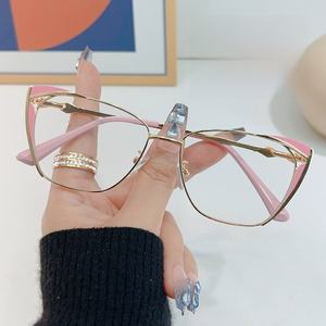 ファッションレトロな色を変えるフラットミラーサングラス女性用スリムアイルック近視メガネ - Product Image 1