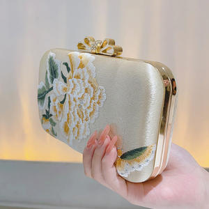 Perles chaîne pochette sacs à main luxe élégant broderie femmes sacs fête bal Banquet robe soirée sacs à main - Product Image 4