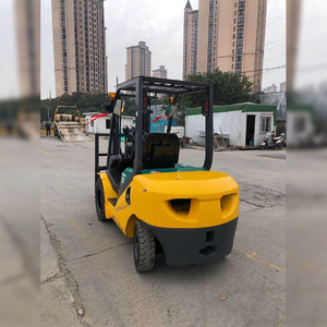 Chariot élévateur Komatsu FD30 FD50 FD25 3t 5t à essence - Product Image 3