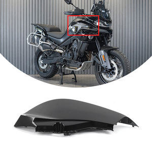 Protezioni Serbatoio Anteriore Sinistra e Destra per CFMOTO 800MT, Accessori Moto Originali - Product Image 2