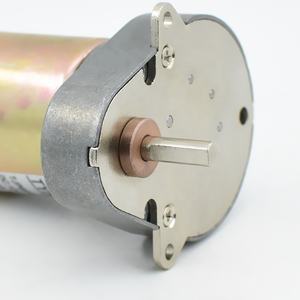 TYHE 고품질 저가격 65*<span class=keywords><strong>48mm</strong></span> 12v 24v 저전력 6w 고토크 1.5nm 저속 200rpm <span class=keywords><strong>DC</strong></span> 브러시 기어 모터 CE Rohs 인증 - Product Image 2