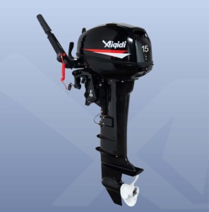 Lancha de Pesca a Gasolina de 15 HP con Motor de 2 Tiempos - Product Image 1