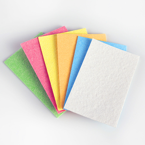 Éponge de cuisine compressée en fibre de cellulose de bois, faible MOQ, logo personnalisé, réutilisable pour la vaisselle, extensible, vente en gros - Product Image 1