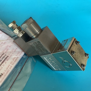 R901026836 Solénoïde de direction M-4SED6D1X/350CG24N9XEZ2/V Commande hydraulique NG6 4 voies 350 bars - Product Image 3