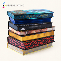 Édition collector : Impression de livres reliés avec bords pulvérisés, jaquette et étui de protection, personnalisation OEM