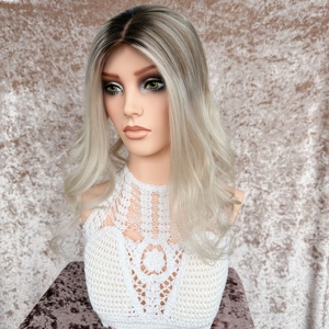 Topper per capelli umani vergini europei 100% non trattati, realistici e di tendenza, per donna, base mono 5x6, ondulati, biondo cenere - Product Image 1