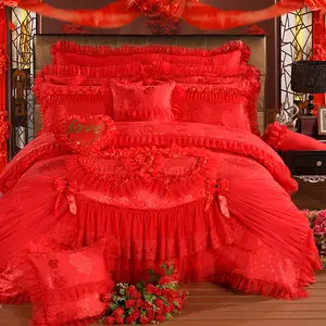 3d gedruckt Stickerei Hochzeit Prinzessinnenstil rot rosa maroon Spitze Jacquard gerufelte Bettwäsche-Set